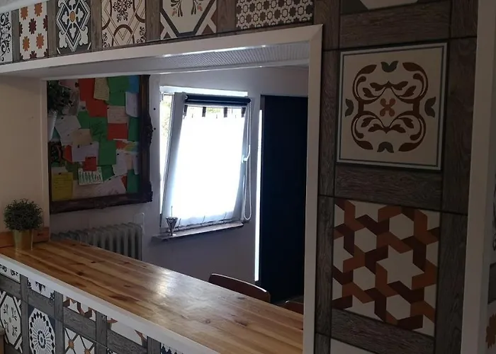 Ferienwohnung/monteurwohnung Am Badesee Bei Kassel Apartman *