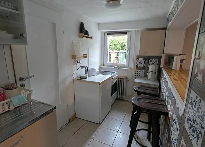 Ferienwohnung/monteurwohnung Am Badesee Bei Kassel Apartman